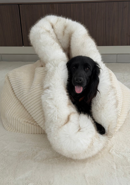 Le Moon – Grotte en Fausse Fourrure Haut de Gamme