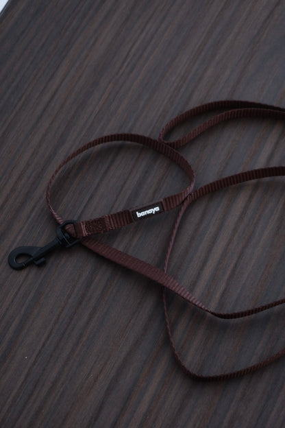 Laisse chocolat chiot / chaton 1,2m