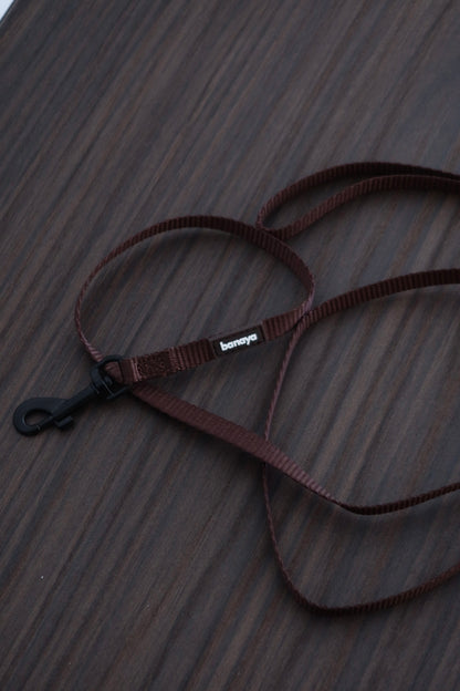 Laisse chocolat chiot / chaton 1,2m