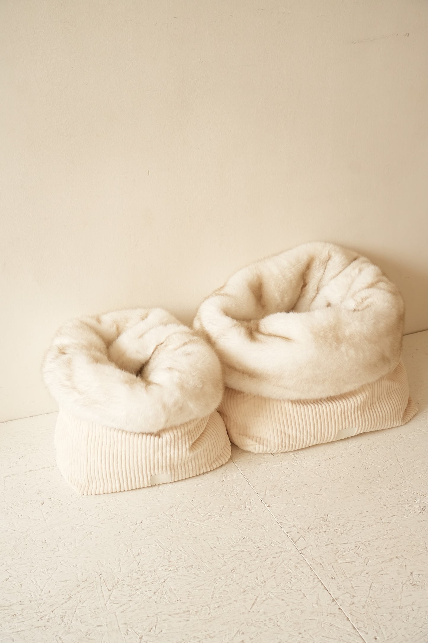 Le Moon – Grotte en Fausse Fourrure Haut de Gamme