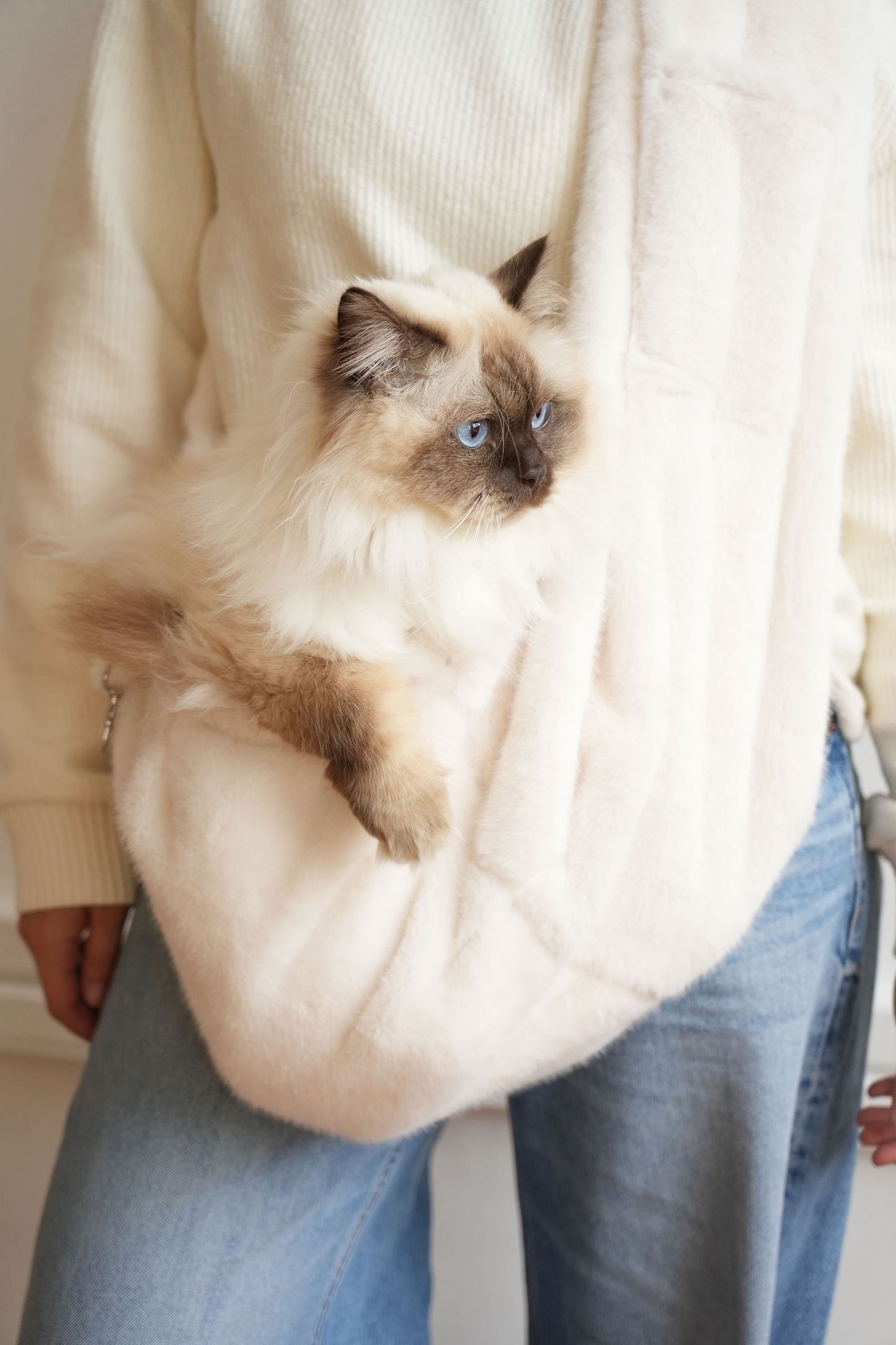 Sac boubou – Fausse Fourrure Blanche