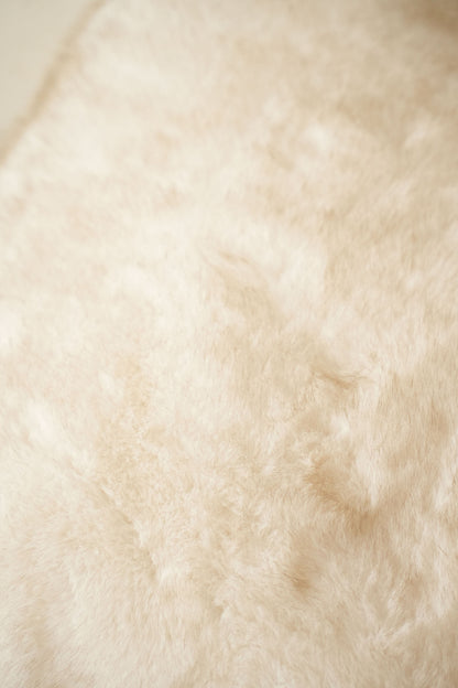 Le Moon – Grotte en Fausse Fourrure Haut de Gamme