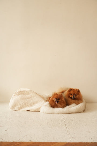 Le Moon – Grotte en Fausse Fourrure Haut de Gamme