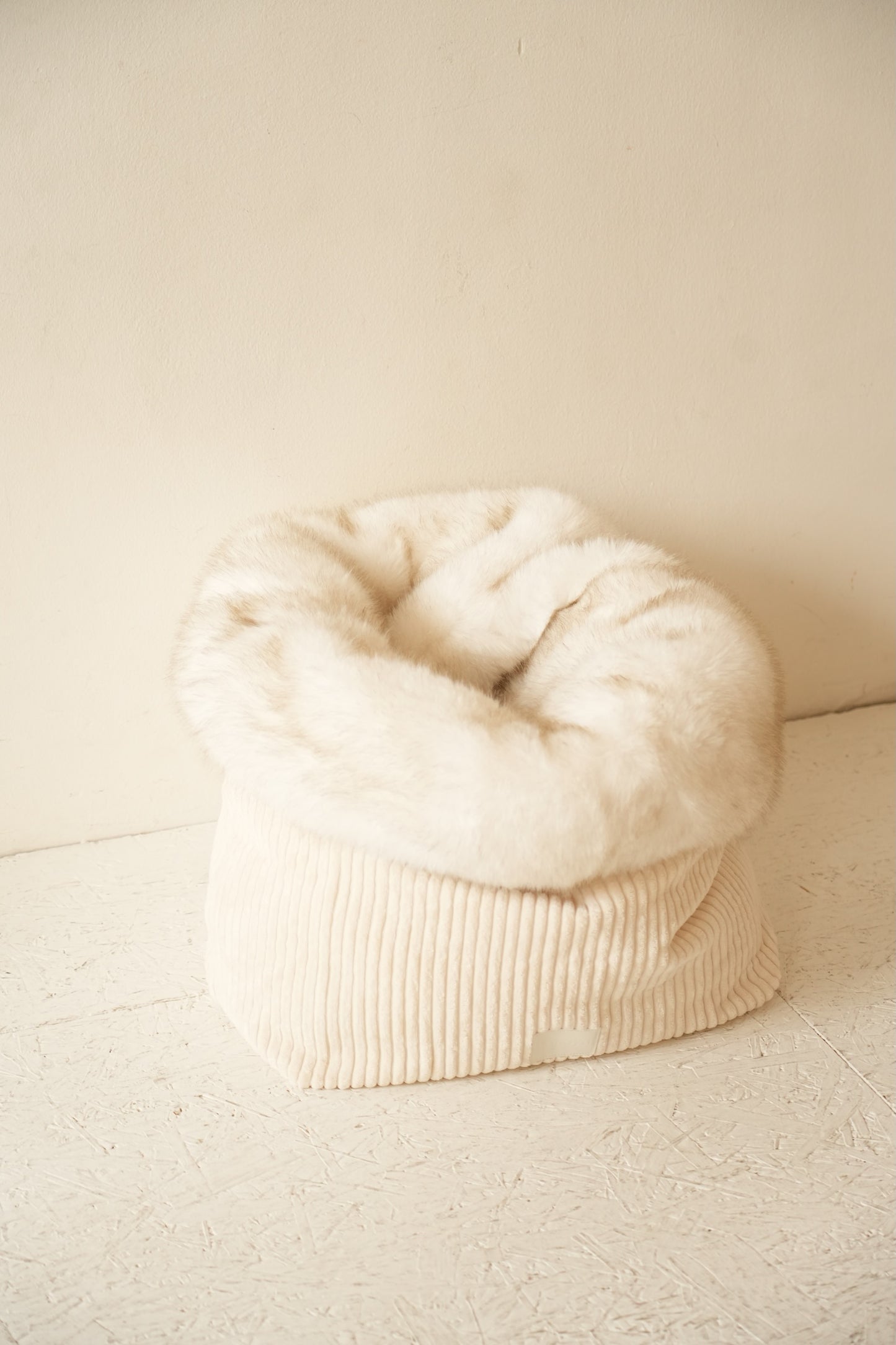 Le Moon – Grotte en Fausse Fourrure Haut de Gamme